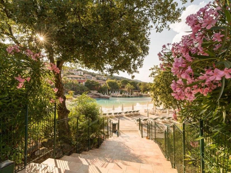 Charmant Appartement Village Restanques De Saint Tropez Grimaud Exteriér fotografie