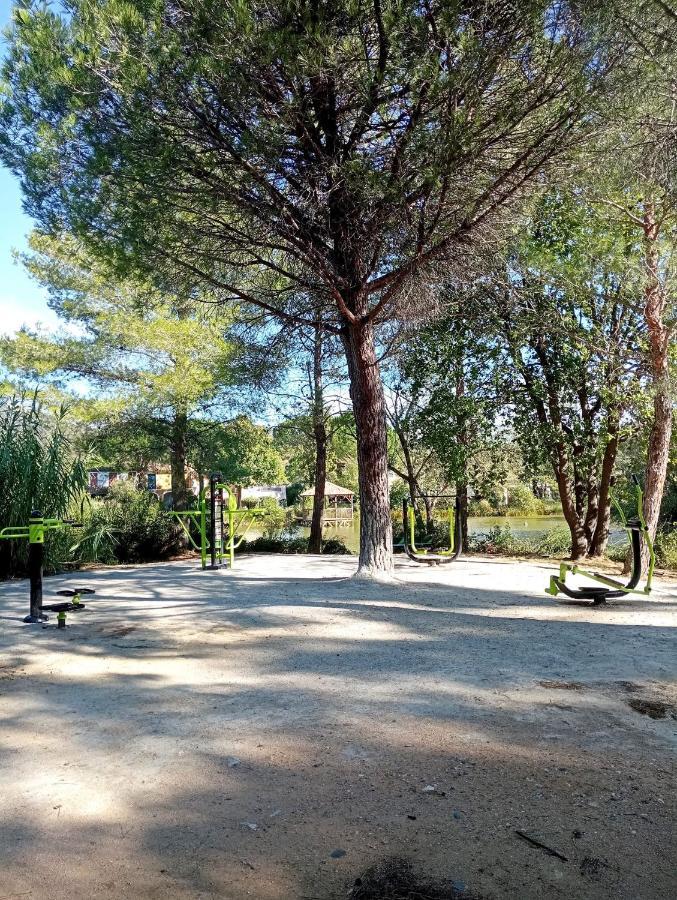 Charmant Appartement Village Restanques De Saint Tropez Grimaud Exteriér fotografie