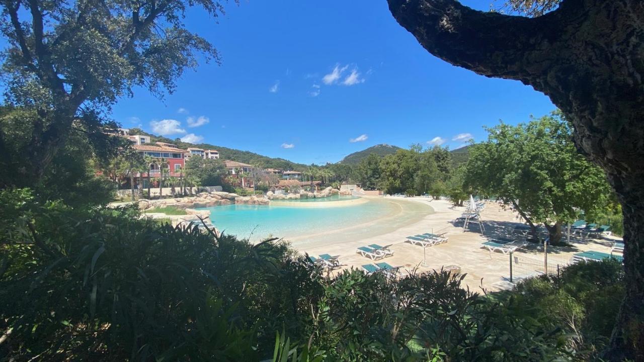 Charmant Appartement Village Restanques De Saint Tropez Grimaud Exteriér fotografie