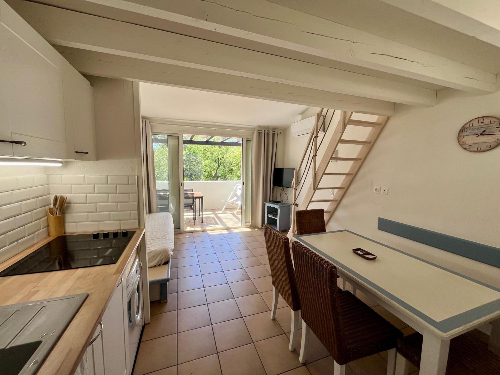 Charmant Appartement Village Restanques De Saint Tropez Grimaud Exteriér fotografie