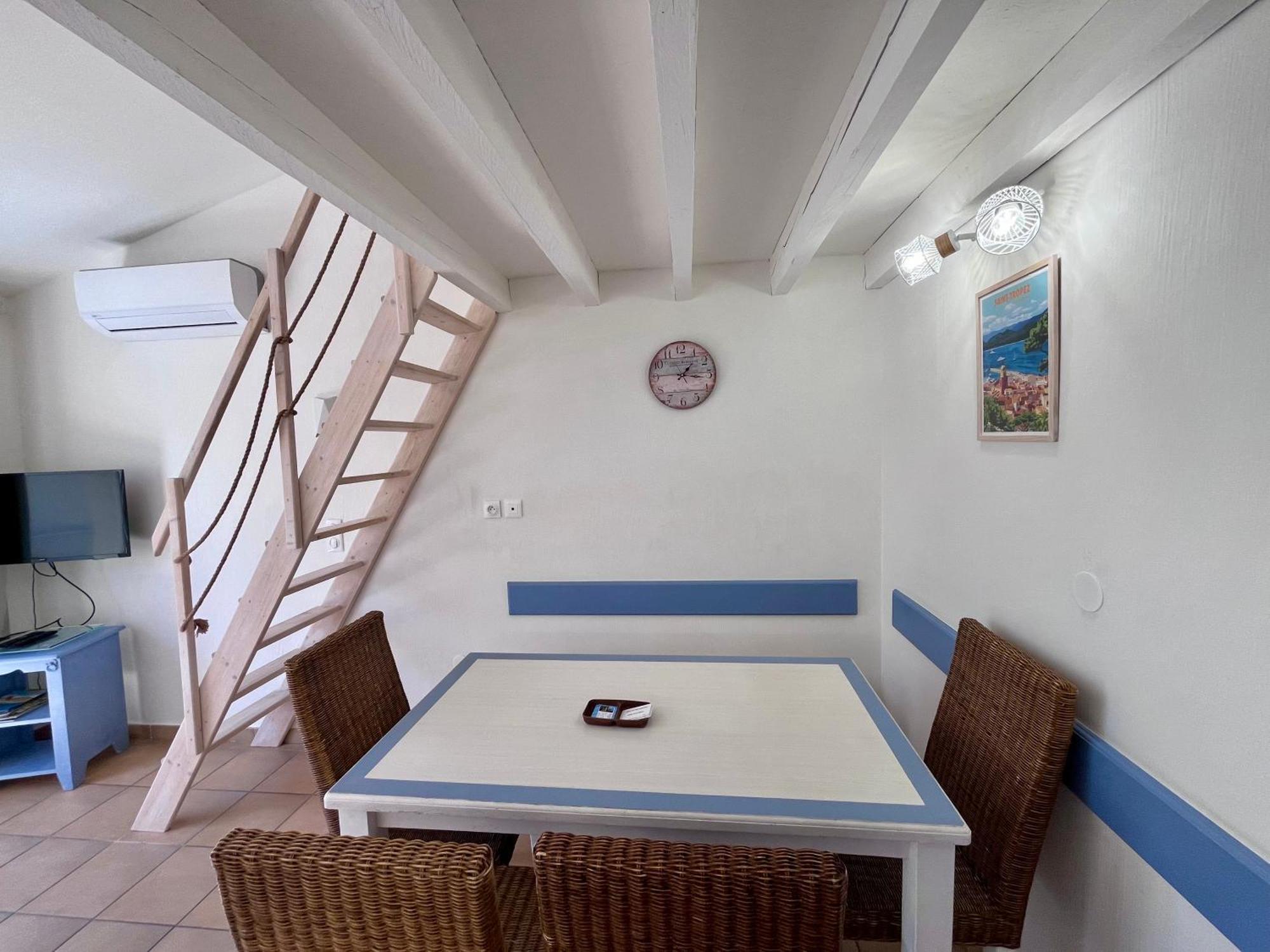 Charmant Appartement Village Restanques De Saint Tropez Grimaud Exteriér fotografie